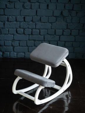 Балансирующий коленный стул Конёк Горбунёк (Белый) в Менделеевске - mendeleevsk.ok-mebel.com | фото 3