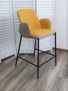 Полубарный стул NYX (H=65cm) VF106 желтый / VF120 серый М-City в Менделеевске - mendeleevsk.ok-mebel.com | фото
