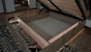 Спальня Джулия Кровать 160 МИ с подъемным механизмом Дуб крафт серый в Менделеевске - mendeleevsk.ok-mebel.com | фото 3
